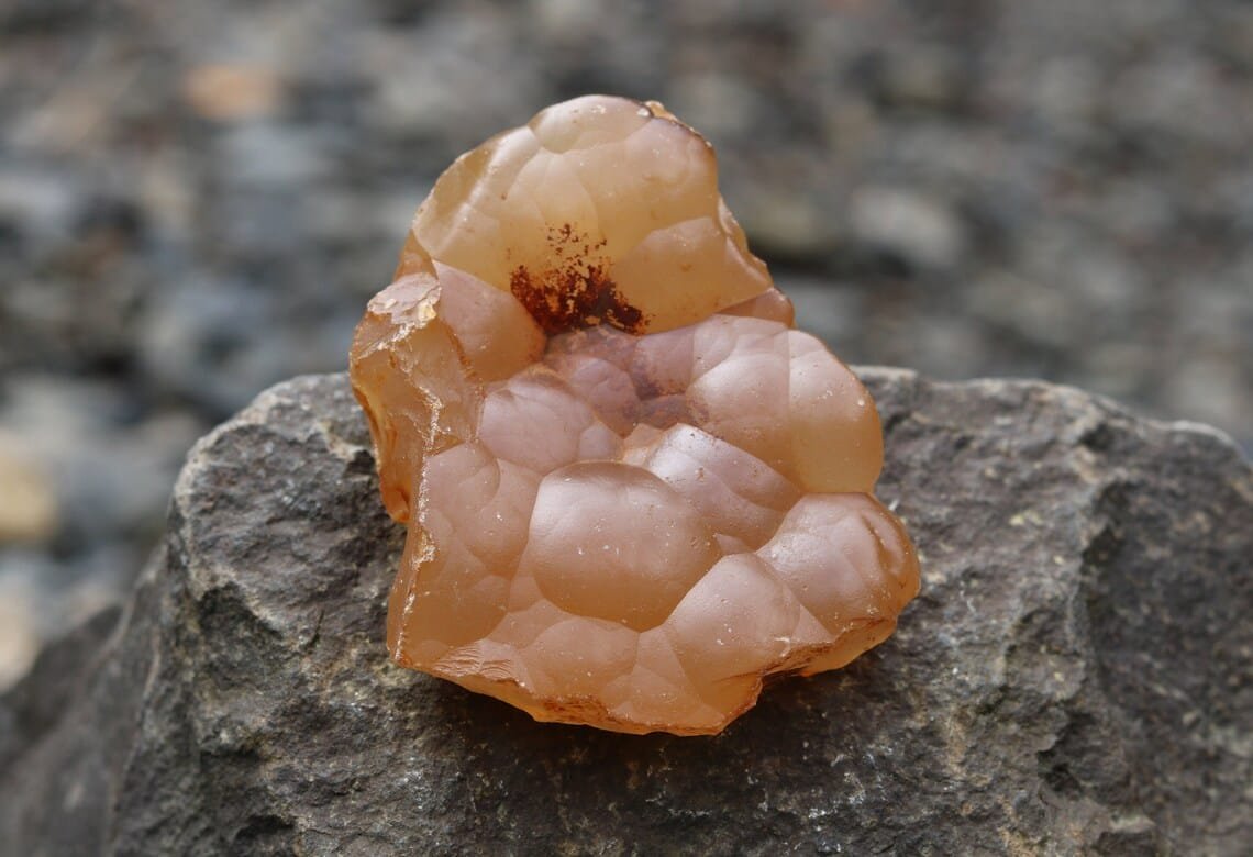 Botryoidal Washington carnelian agate